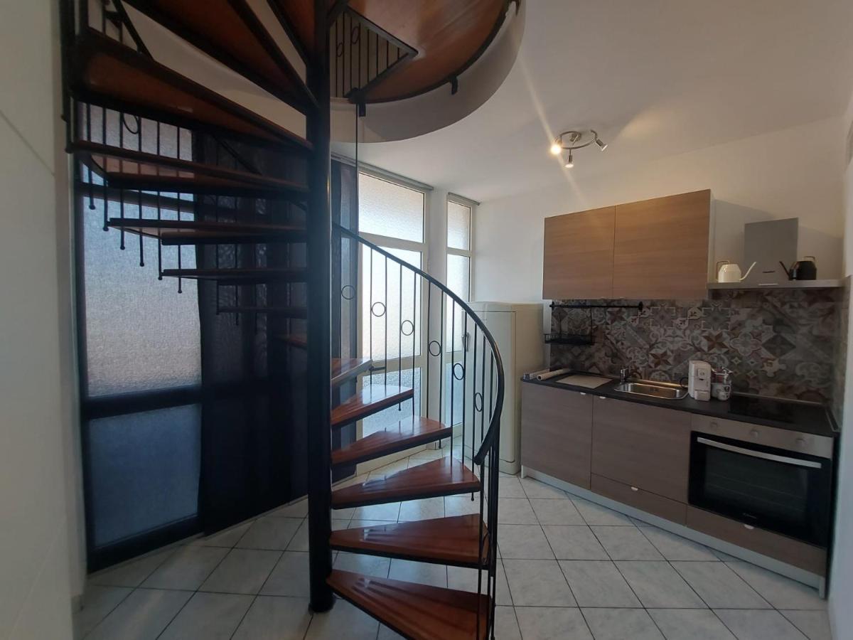 Terrazza Delle Rose Apartment Nettuno Exterior photo